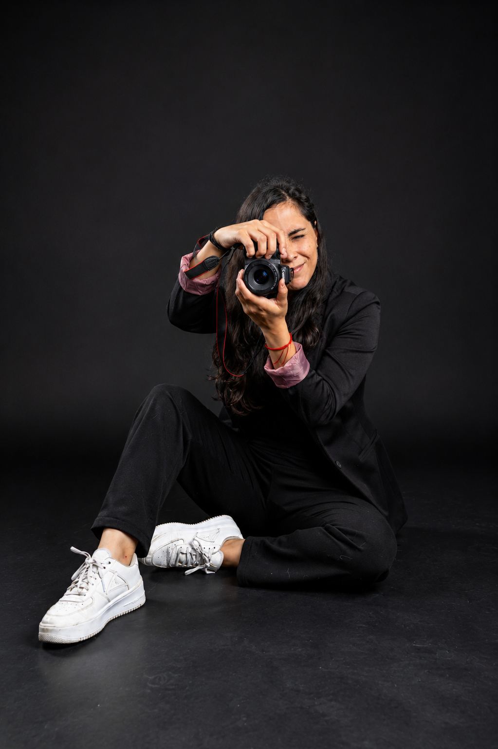 Karla Molina fotografiando